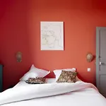 Au Petit 3* Thouars