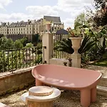 Au Petit 3* Thouars
