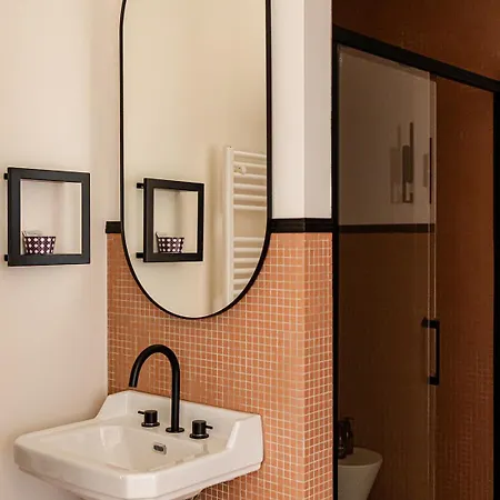 Au Petit Guest house